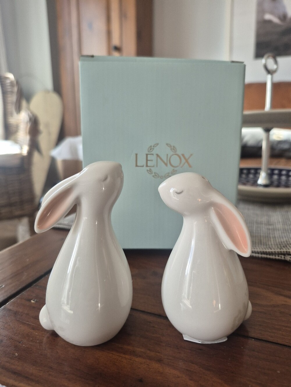 Lenox Floral White Gray Bunny Salt And Pepper Shaker Set New In Box